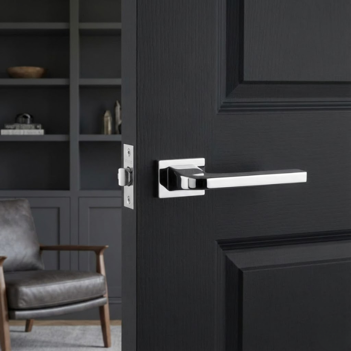 Ismena - Polished Chrome Ismena - Polished Chrome